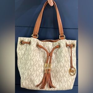 Michael Kors Jet Set Large Logo Leather Gathered BrwnVanilla Tote Purse + Wallet